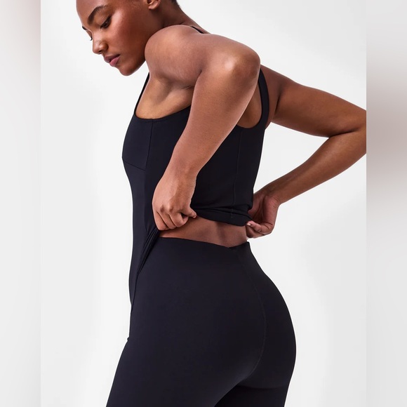 New SPANX Booty Boost Jumpsuit In Black Size XS - Picture 16 of 16